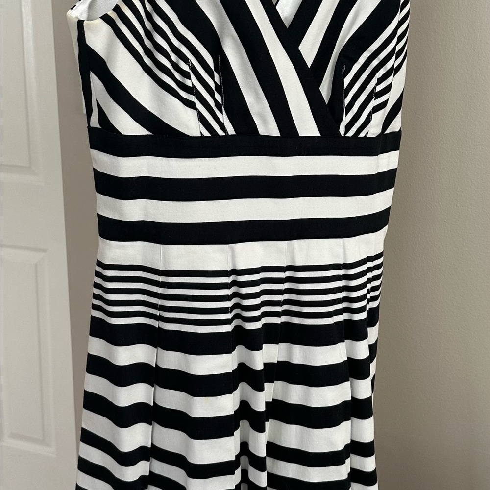 White House Black Market Elegant Silver Garment